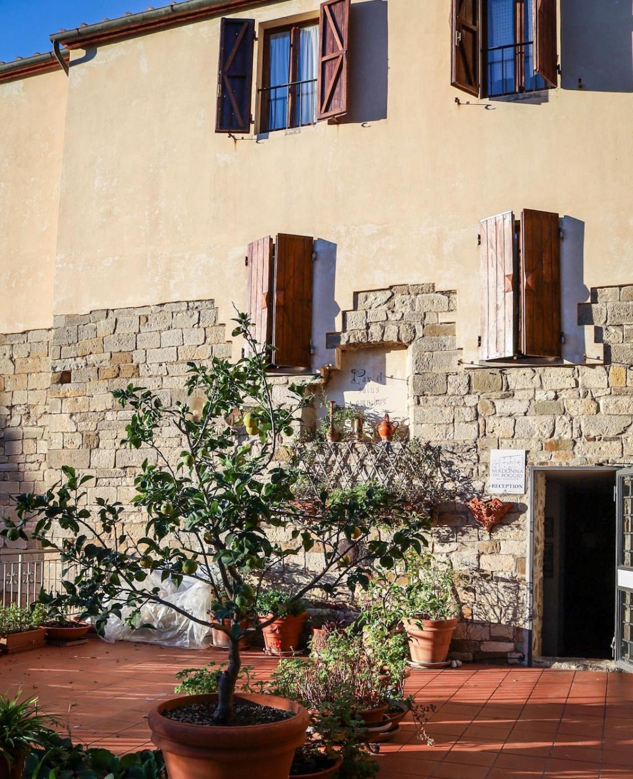 Aparthotel Madonna Del Poggio Cav Scarlino Exterior foto