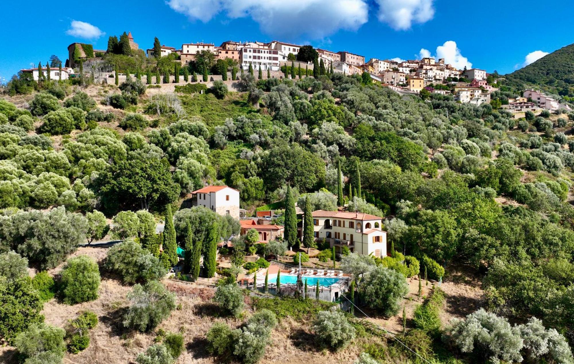 Aparthotel Madonna Del Poggio Cav Scarlino Exterior foto